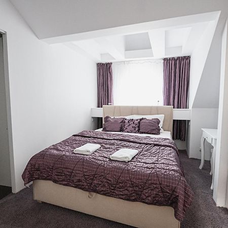 Bed and Breakfast Dwor Boratyn Exterior foto