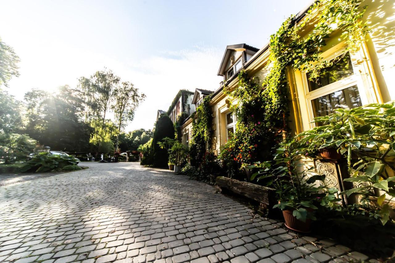Bed and Breakfast Dwor Boratyn Exterior foto