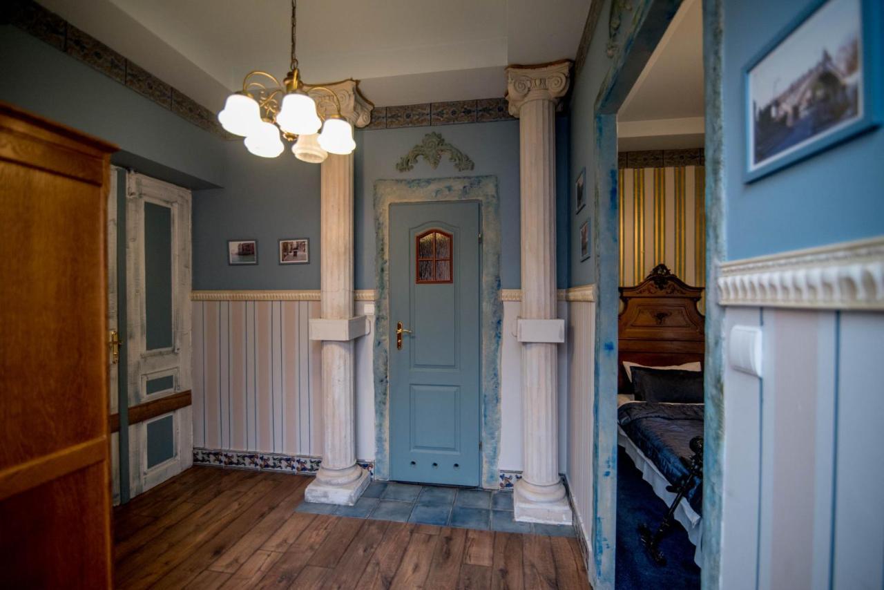 Bed and Breakfast Dwor Boratyn Exterior foto
