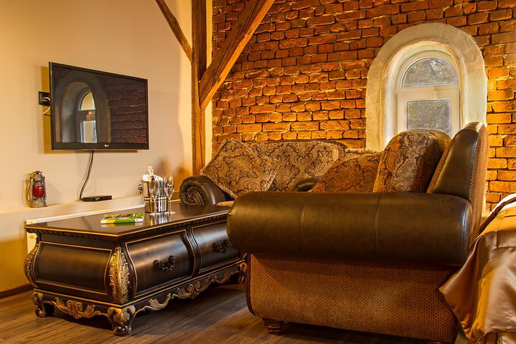 Bed and Breakfast Dwor Boratyn Exterior foto